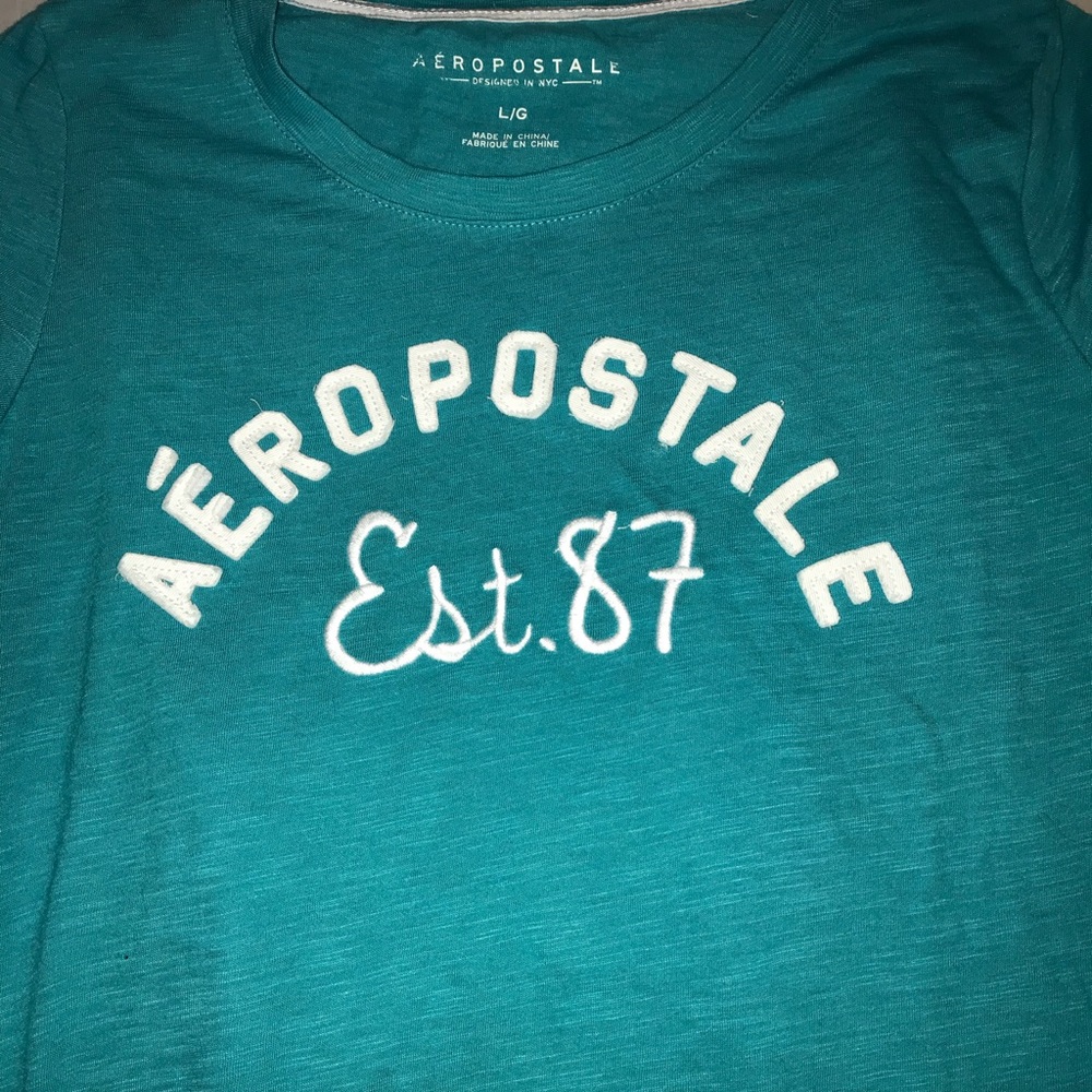 Green Aeropostale shirt